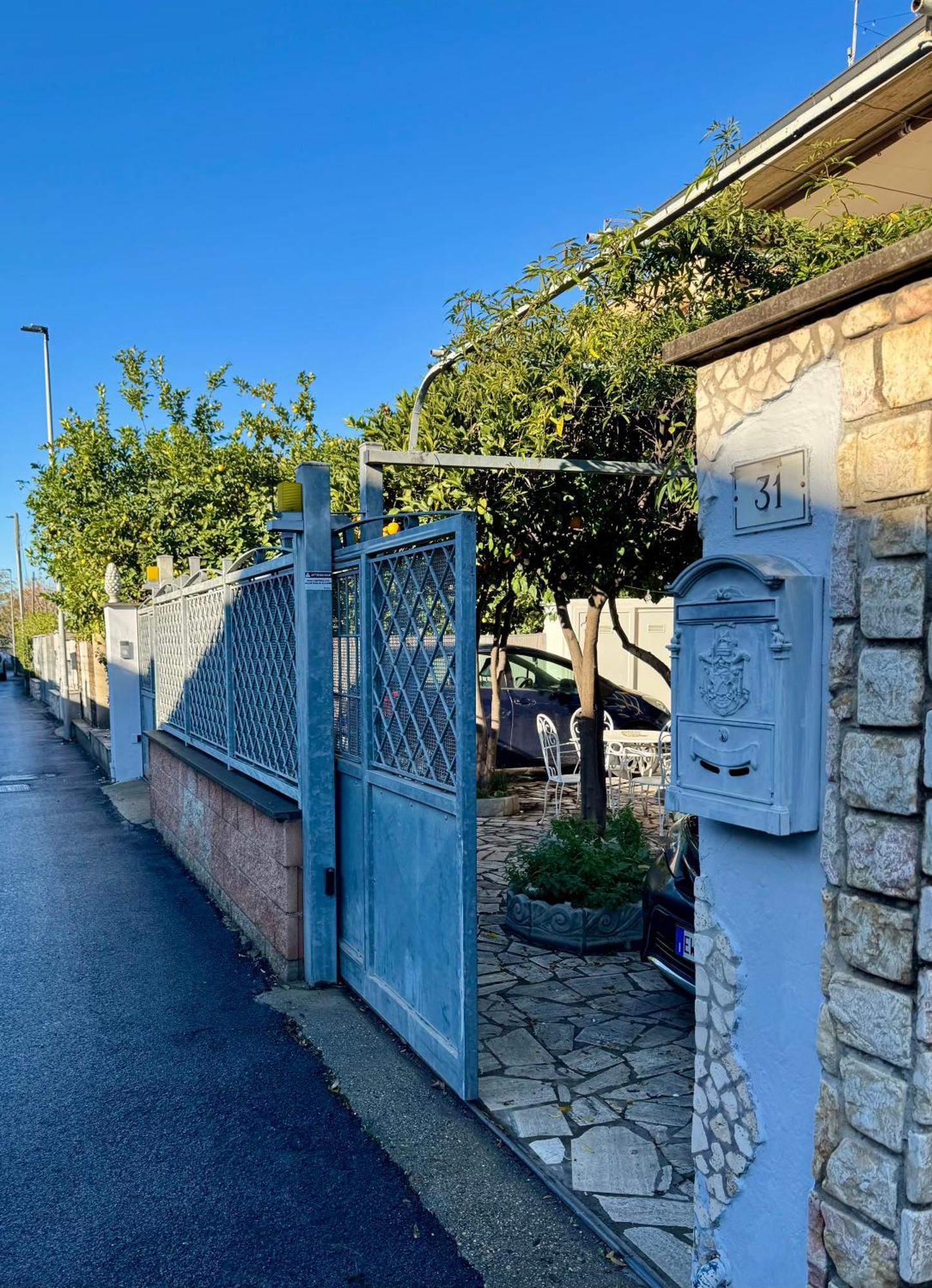 Hotel Fil Rouge Ciampino Exterior foto