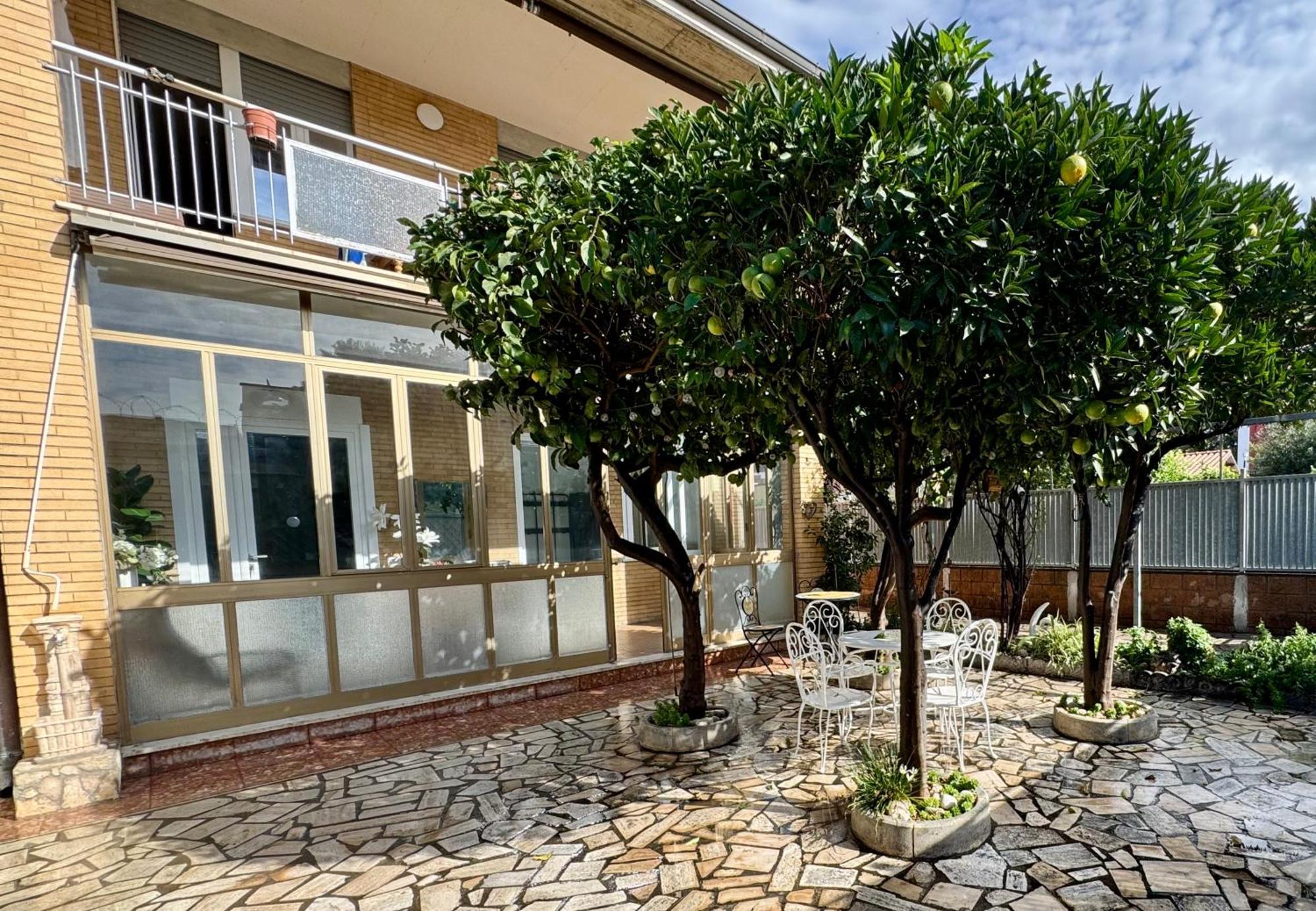 Hotel Fil Rouge Ciampino Exterior foto
